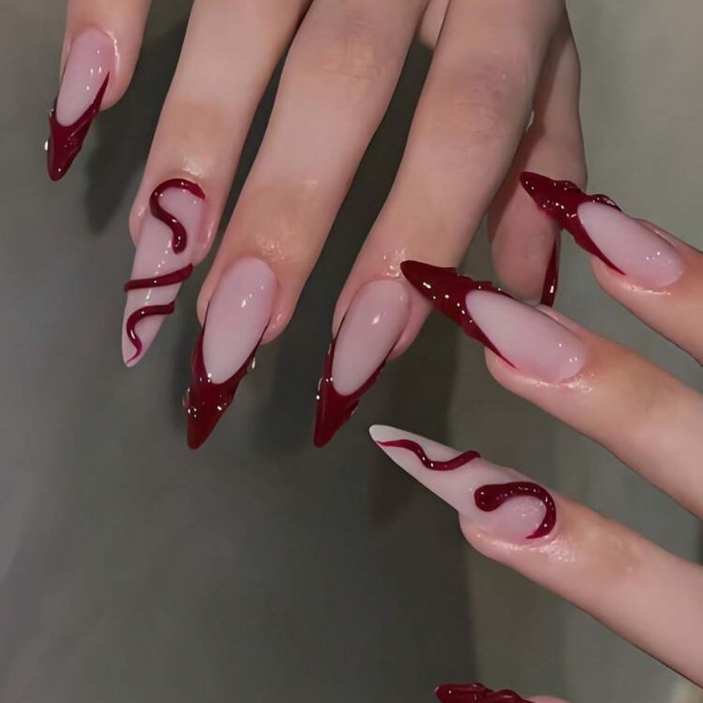 24pc Press On Nail Set from the Nail Bar 💅